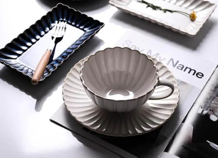 Aurum Ripple Dining Set plates and bowls