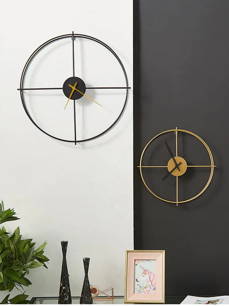 Modern Iron Art Clock for Living Room Use